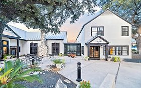 Hillside Boutique Hotel